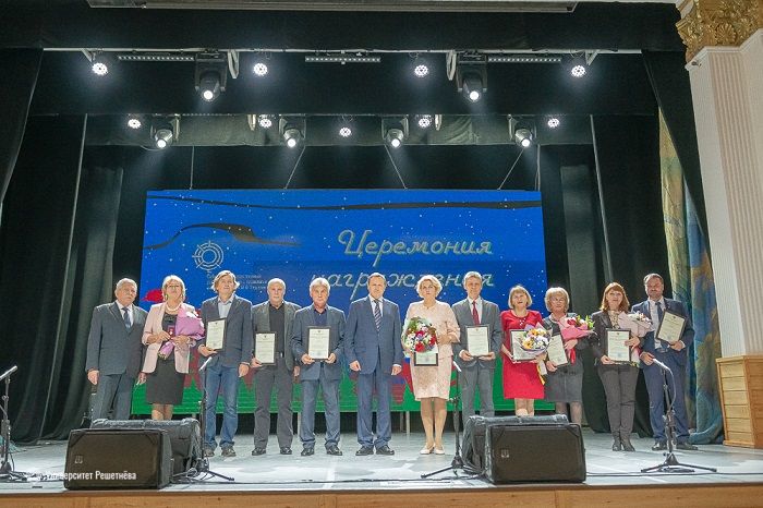 Odoo изображение и текстовый блок