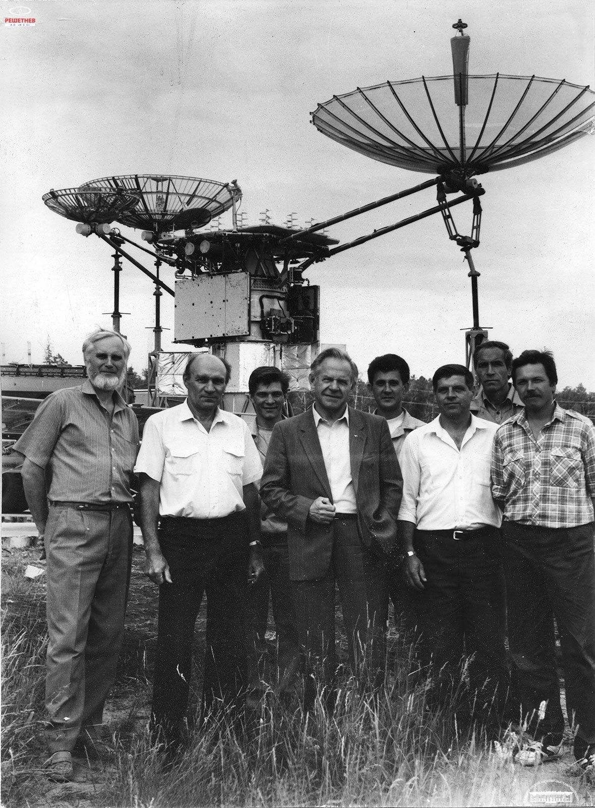 Odoo  текст и изображение блок