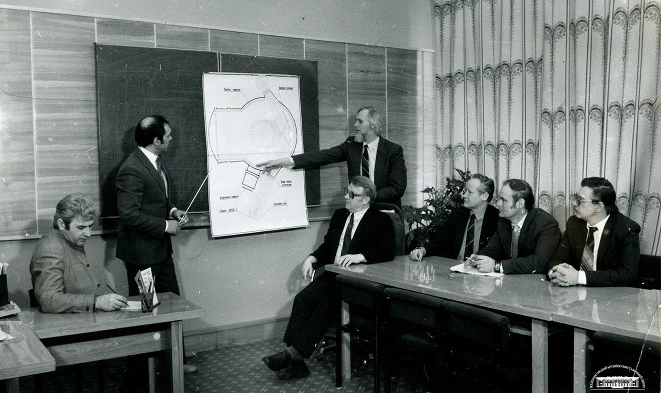 Odoo изображение и текстовый блок