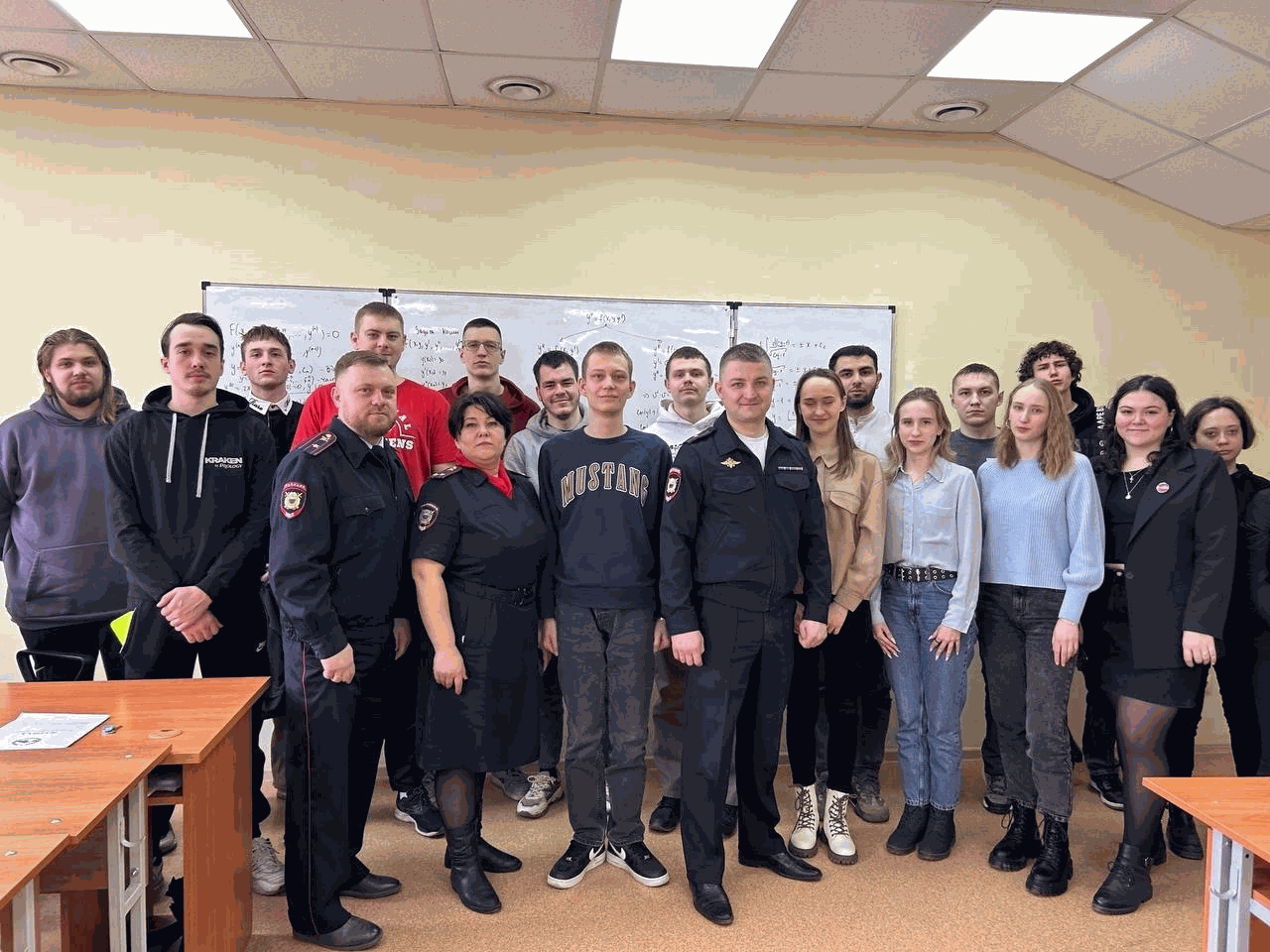 Odoo изображение и текстовый блок