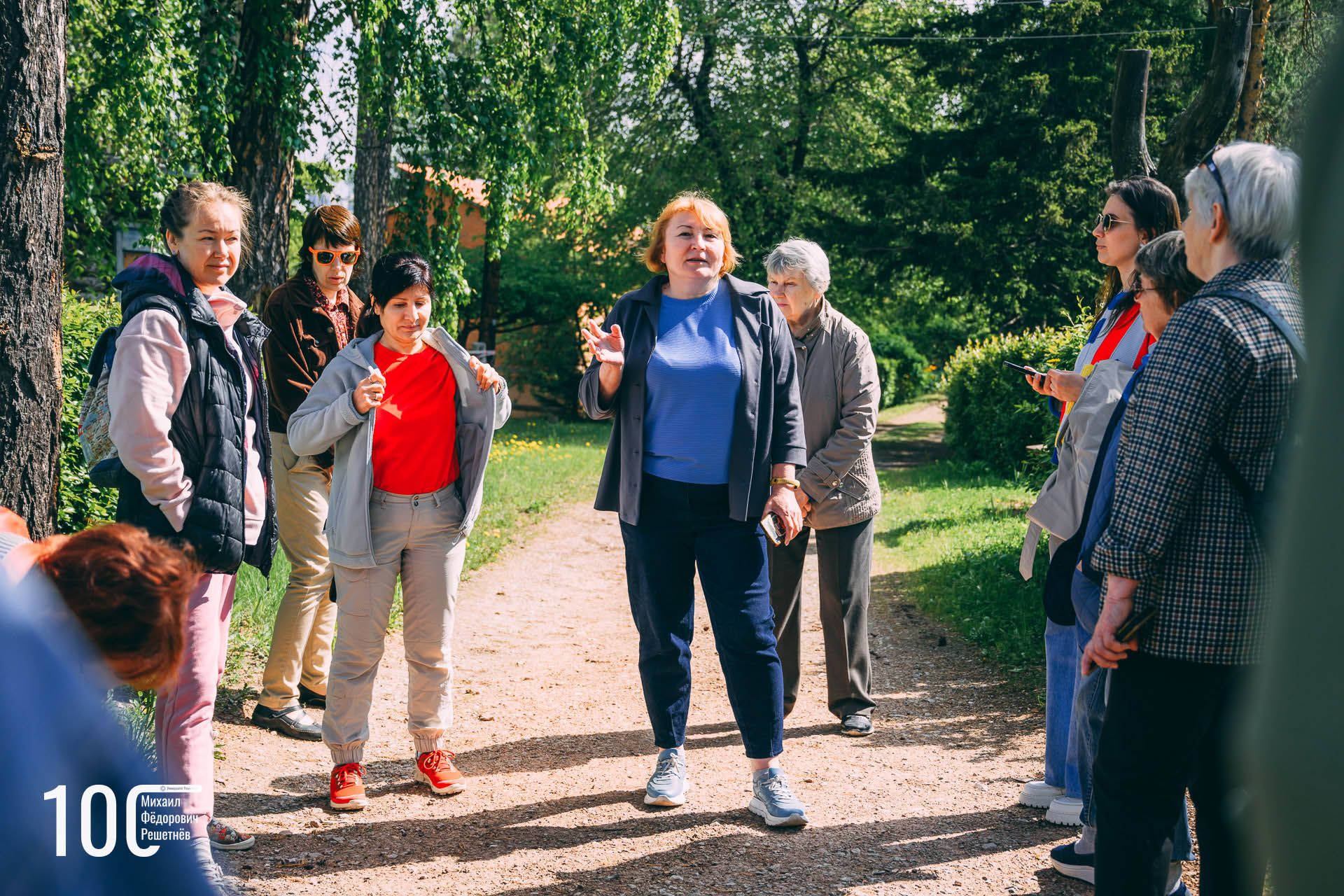 Odoo  текст и изображение блок